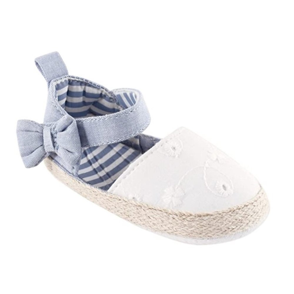 New White Eyelet Chambray Crib Shoes 0-6 months